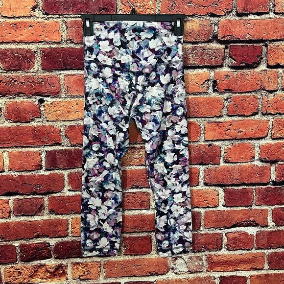 lululemon leggings size 4 - Picture 4 of 10